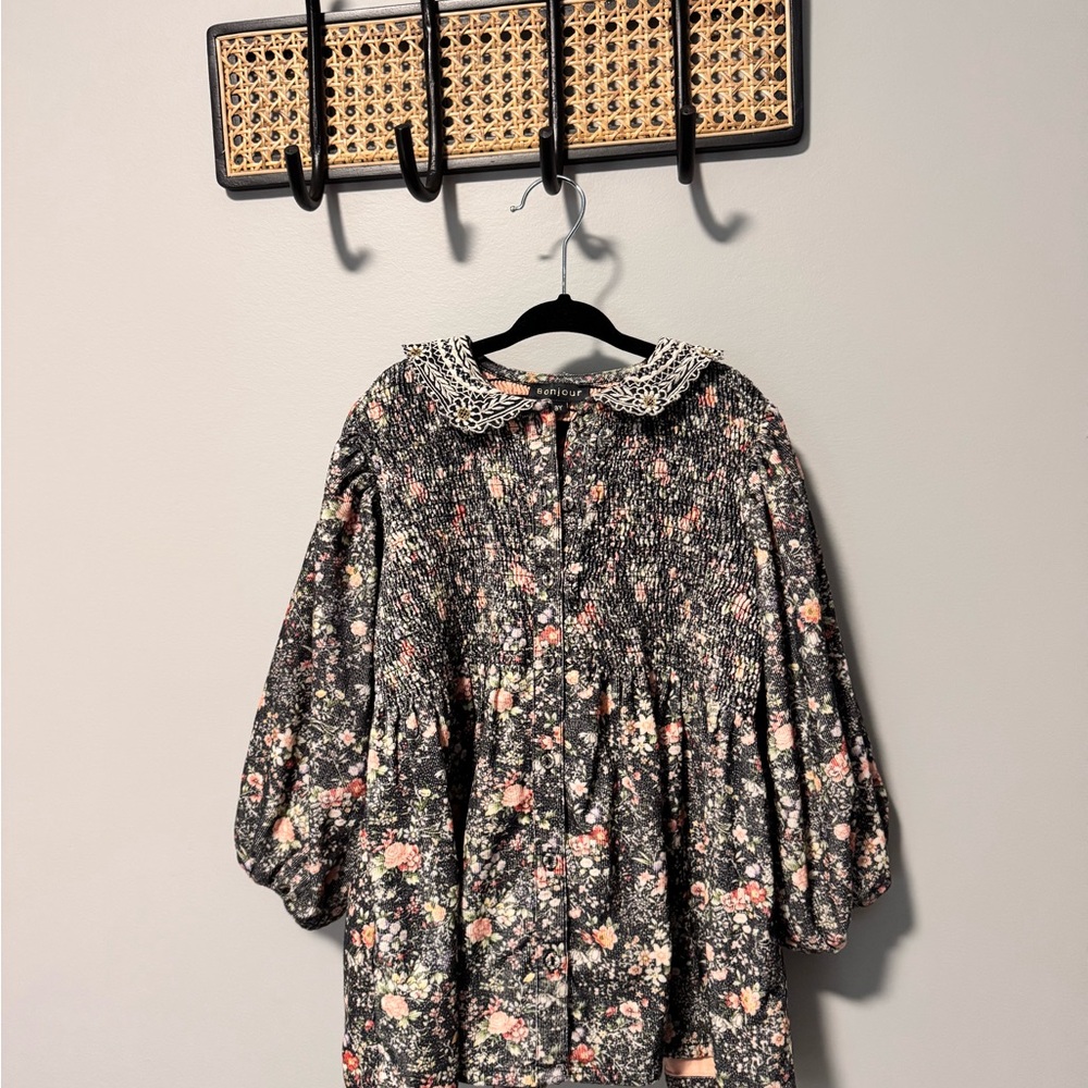 Bonjour diary Floral Black Blouse with Lace Collar